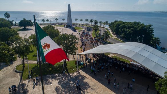 Mara Lezama celebra el 114 aniversario de la Revolución con desfile en&nbsp;Chetumal