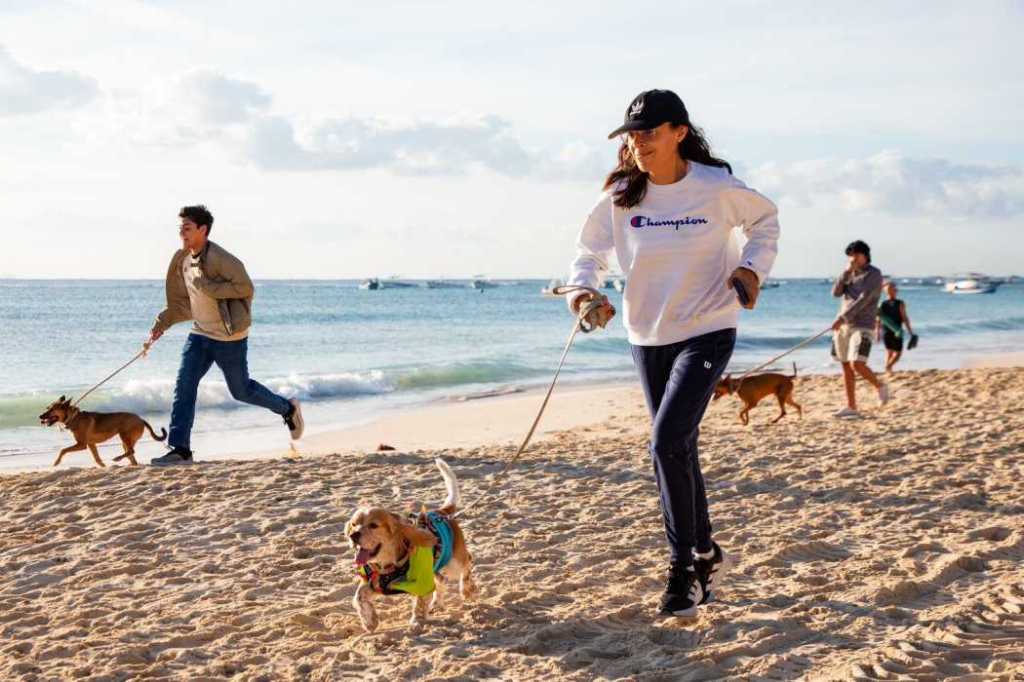 Playa Cisne se llena de vida con la “Primera Carrera Patitas en la&nbsp;Playa”