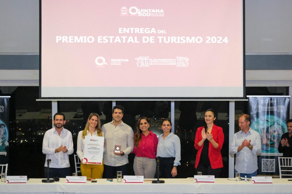 Mara Lezama honra a pioneros del turismo con distinción&nbsp;póstuma