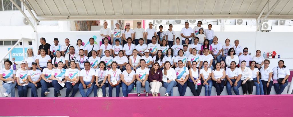 Reconoce Verónica Lezama compromiso de trabajadoras y trabajadores del Sistema&nbsp;DIF